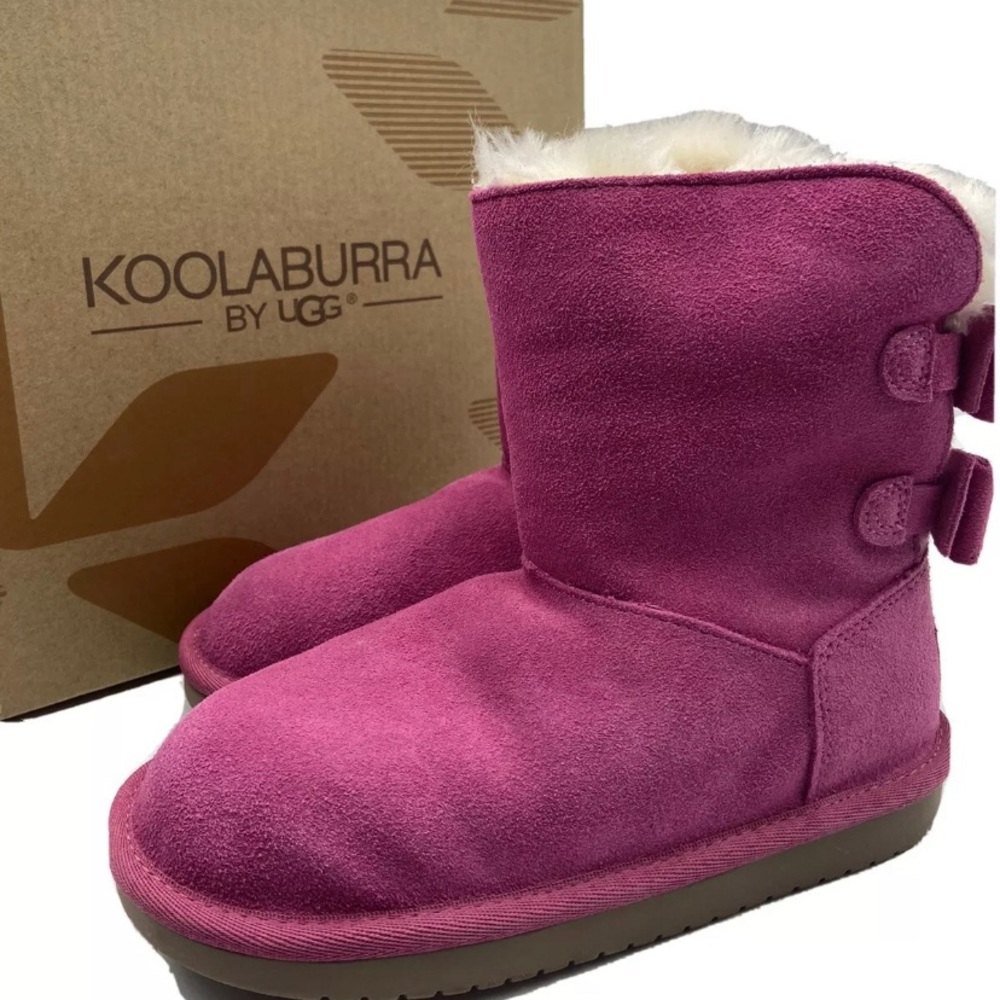 Uggs - Girls Pink New in Box!